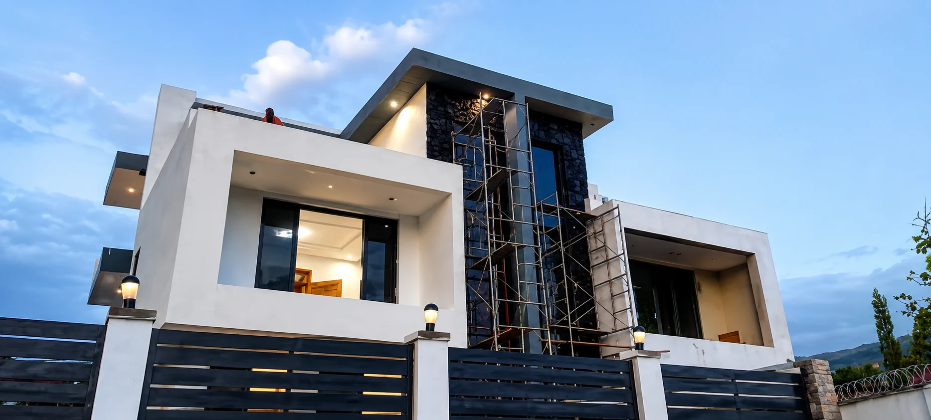 MODERN APARTMENTS